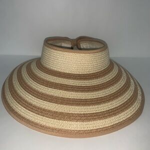 MAGID HAT Beige Straw Sun VISOR Floppy Beach Roll Up WIDE BRIM PACKABLE Bow
